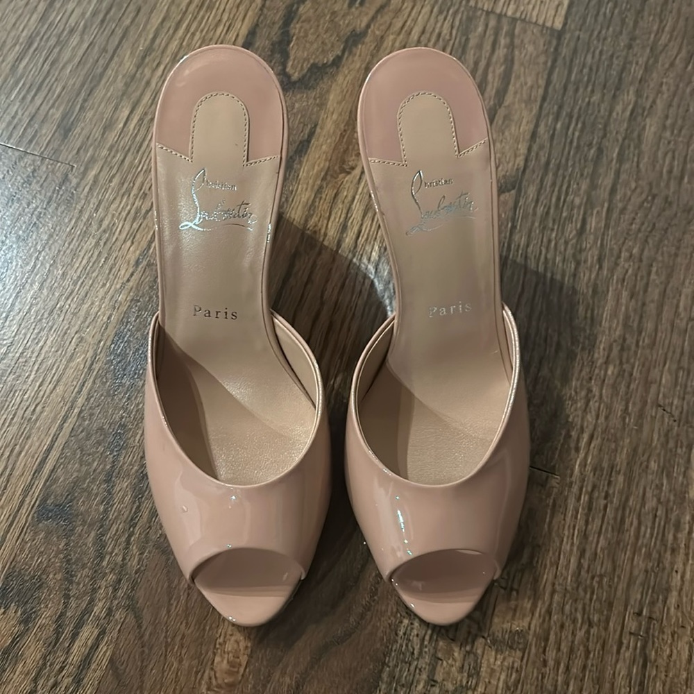 Christian Louboutin Me Dolly Zeppa Patent Wedge NWOT size 40